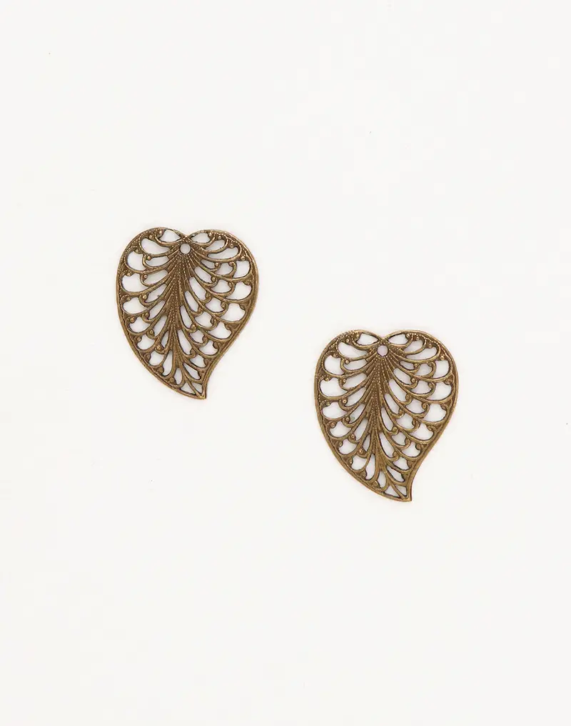 19x16mm Filigree Leaf Charms – Pair