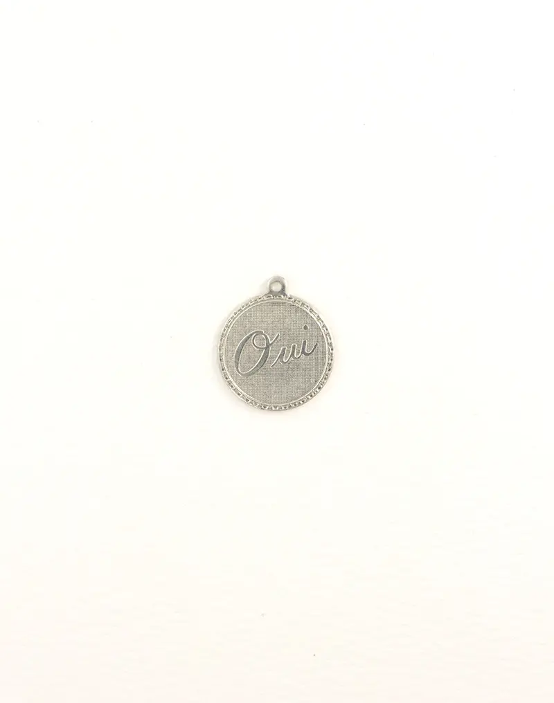 French-Inspired Oui Token Charm, 19mm Circular Keepsake, Single Piece