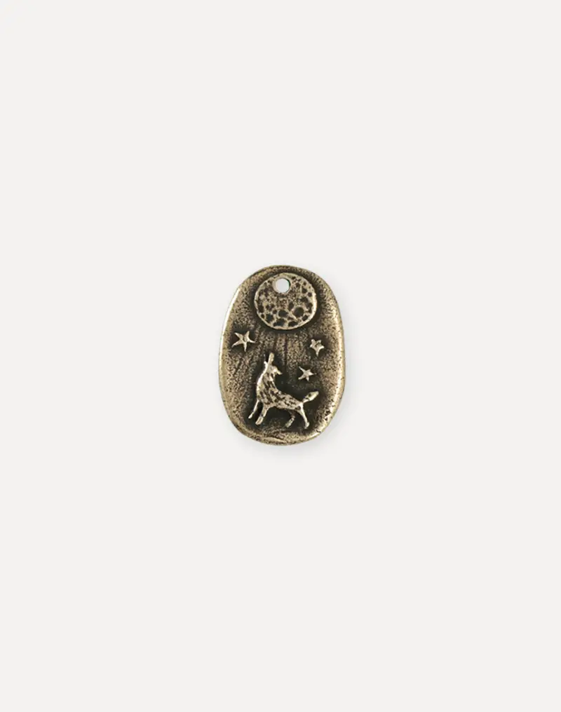 Howling Wolf Charm – 23×16.5mm Mystical Animal Pendant (Single Piece)